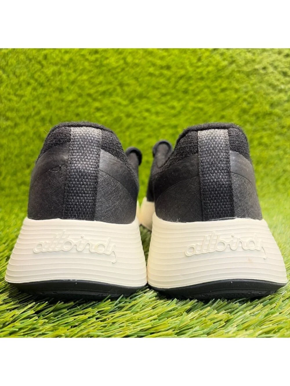 Allbirds Wool Runner Protect Mens Size 9.5 Black White Running Shoes Sneakers